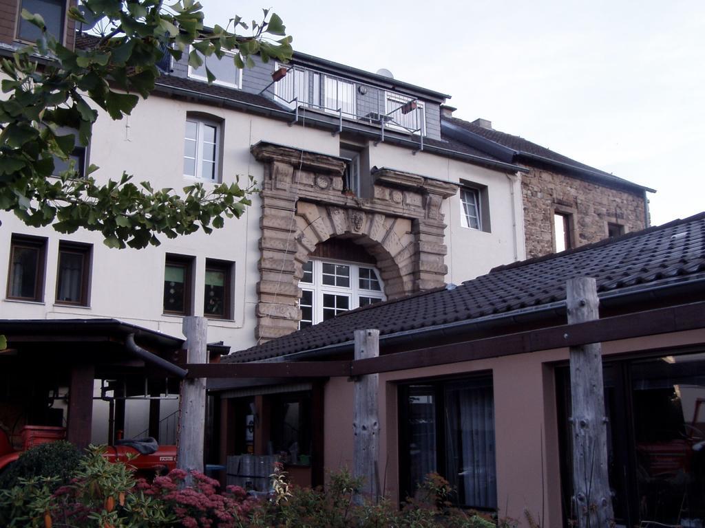 Gaestehaus Burg Molbach Kreuzau Exterior photo